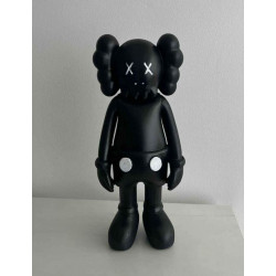 Escultura Kaws