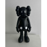 Escultura Kaws