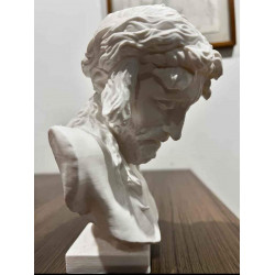 Escultura de cristo extraída del crucifijo de Donatello